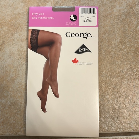 George nude lace top - sheer leg - sandal foot - Picture 4 of 4